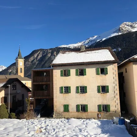 Apartment Tgesa Pasch Reams