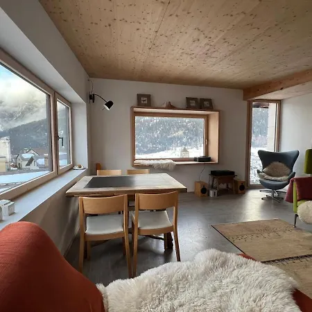 Tgesa Pasch Apartment *